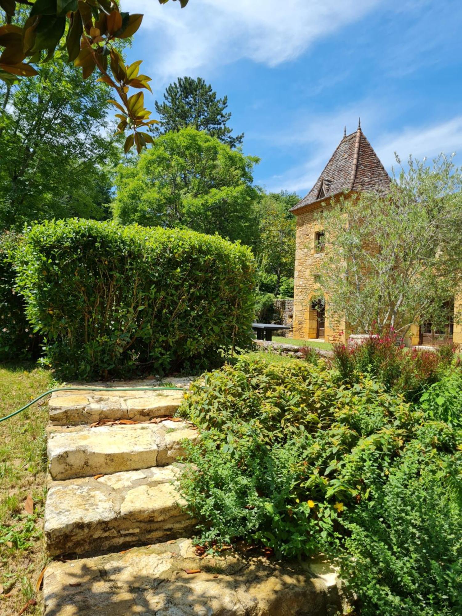 Domaine Du Cardou Hotel Puy-lʼÉvêque Buitenkant foto